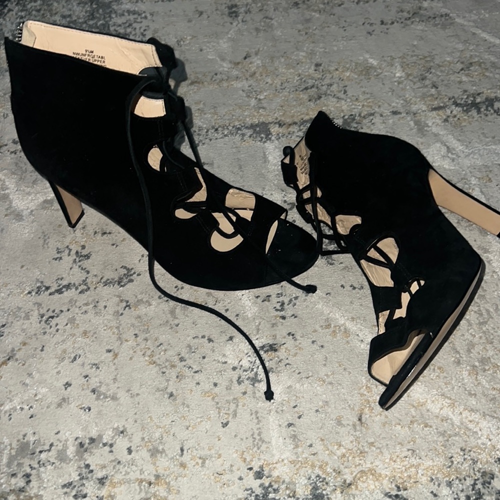 NINE WEST HEELS